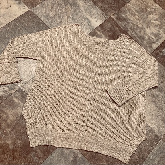 LA MIEL By Hyped Unicorn Oversized Slouchy Sweater - Picture 4 of 8